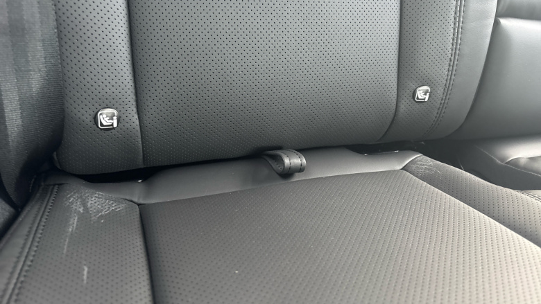 Land Rover Defender 3.0 D350 X-Dynamic HSE 90 3dr Auto Diesel Estate